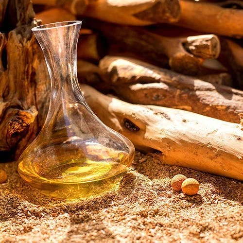 Australian Sandal Wood Extract - Wood Absolute Extraction Plants
